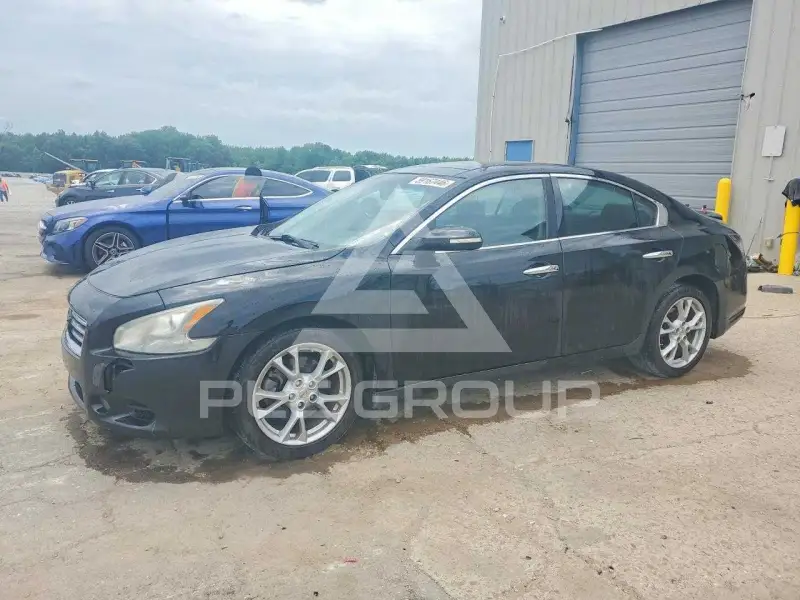 2014 Nissan MAXIMA photo