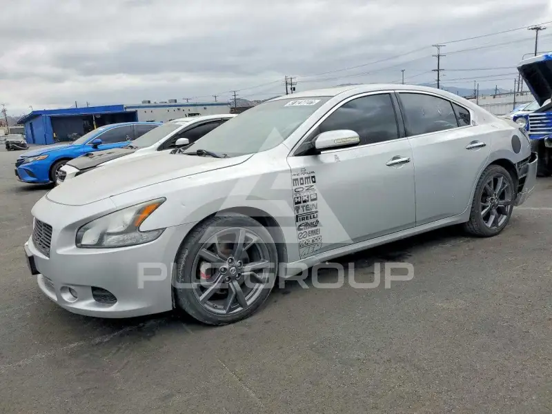 2014 Nissan MAXIMA photo