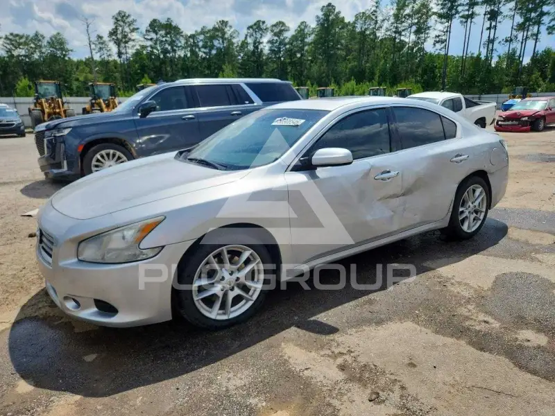 2014 Nissan MAXIMA photo