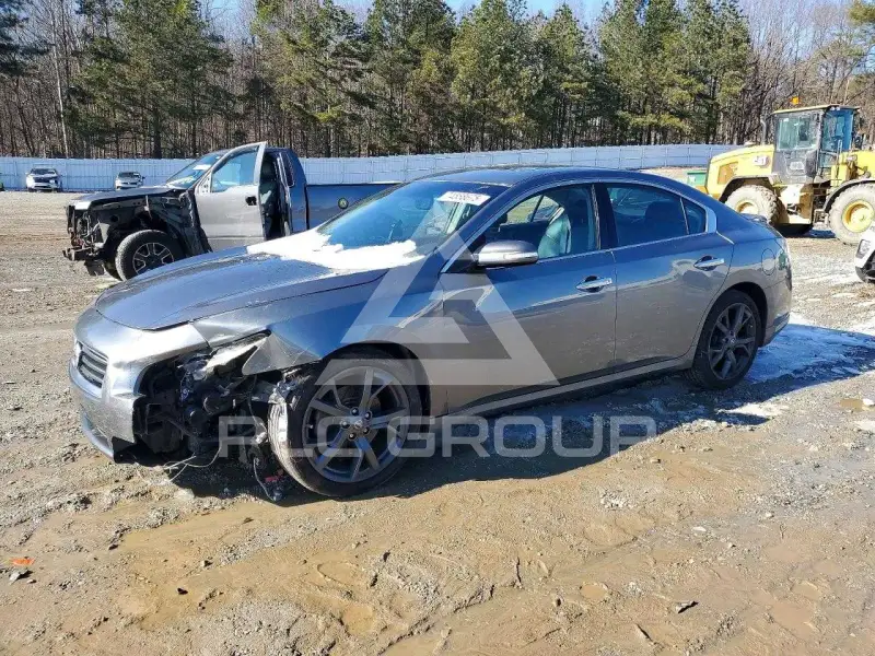 2014 Nissan MAXIMA photo