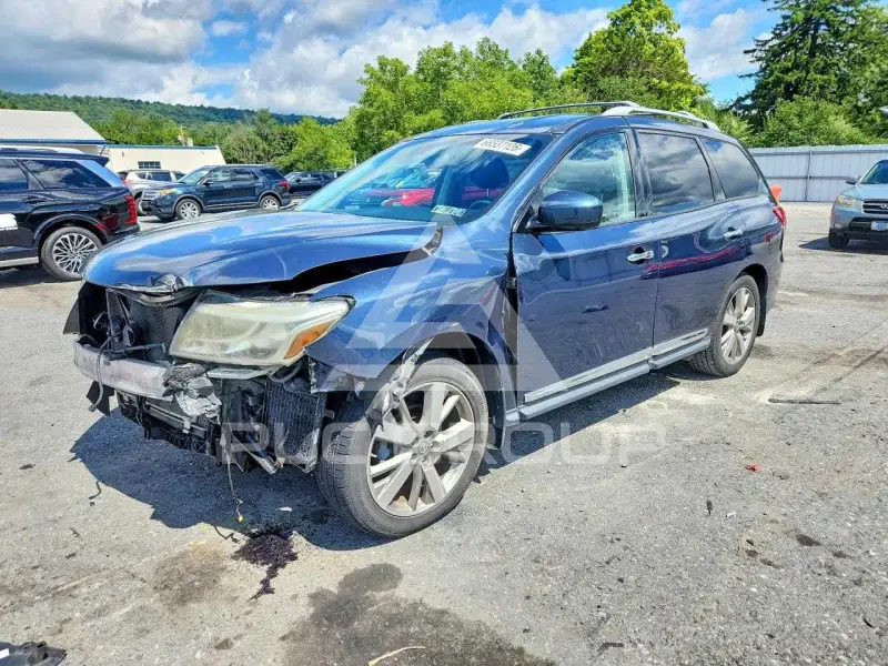 2014 Nissan PATHFINDER photo