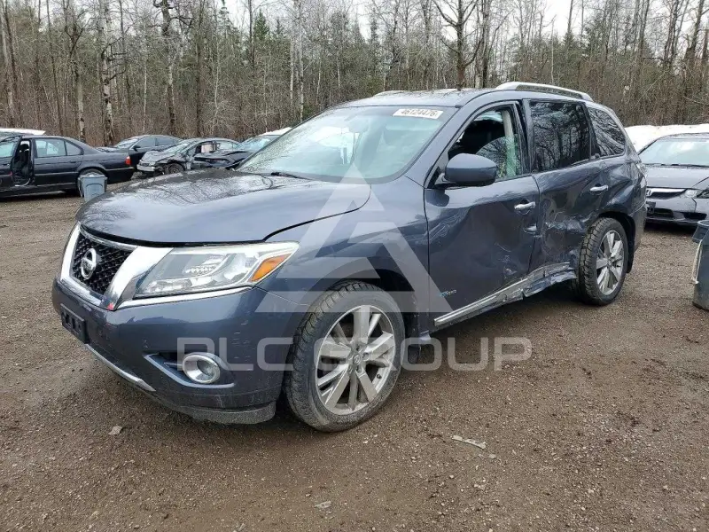 2014 Nissan PATHFINDER photo