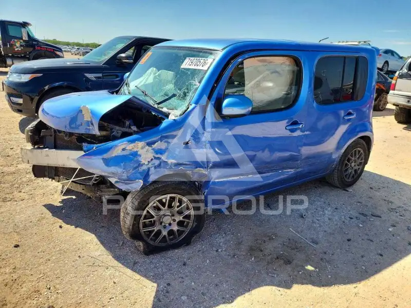 2014 Nissan Cube photo