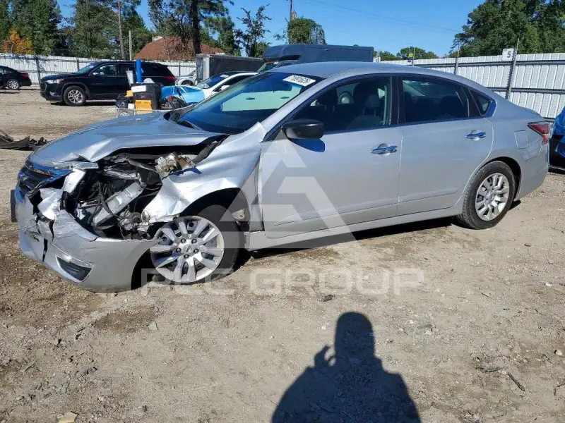 2014 Nissan ALTIMA фото