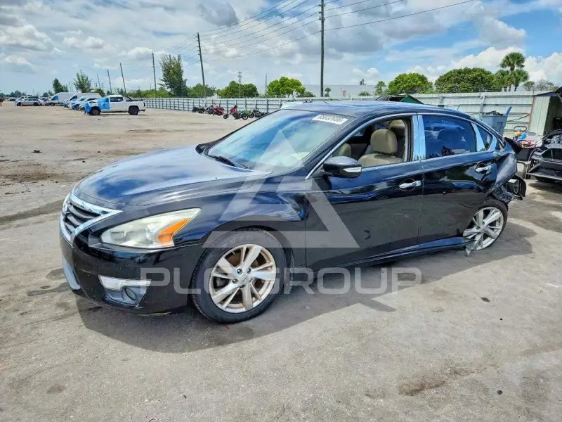 2014 Nissan ALTIMA фото