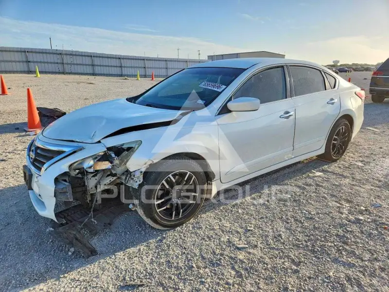 2014 Nissan ALTIMA photo