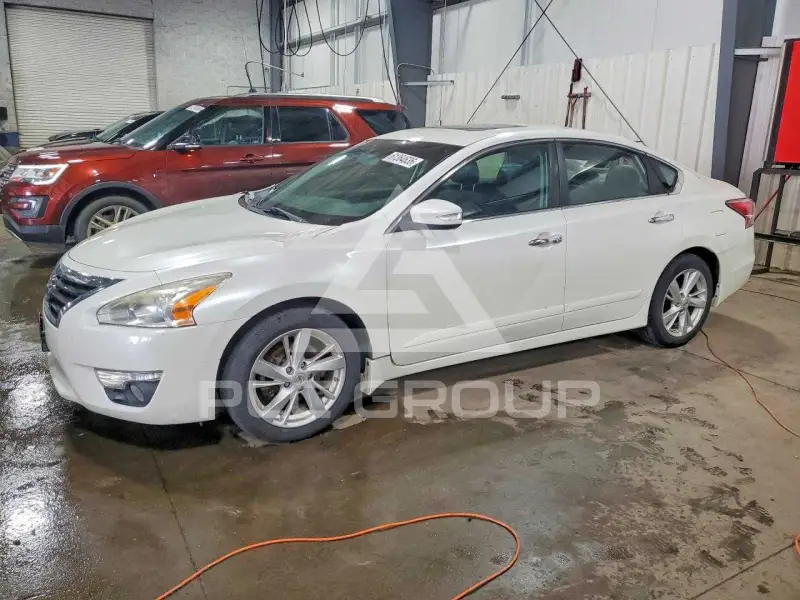 2014 Nissan ALTIMA фото