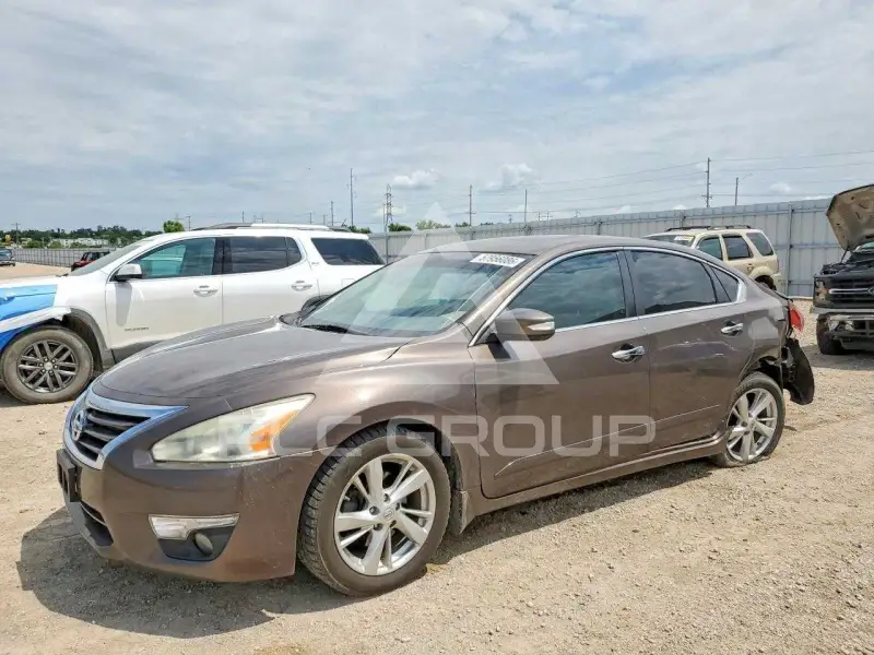 2014 Nissan ALTIMA photo