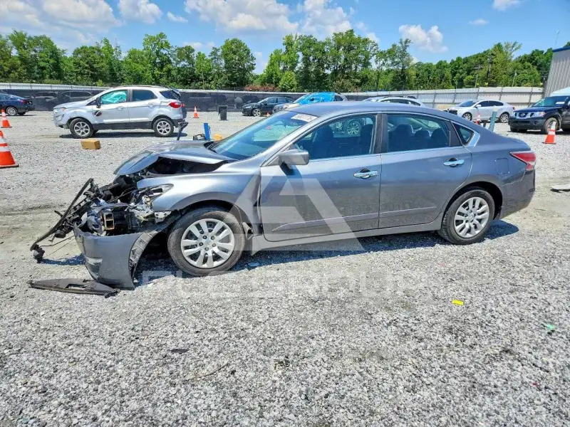 2014 Nissan ALTIMA photo