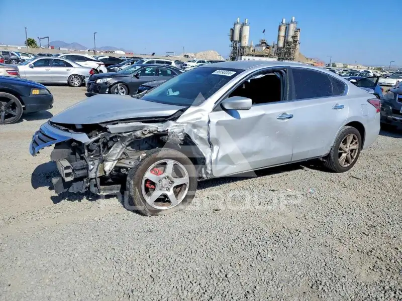 2014 Nissan ALTIMA photo
