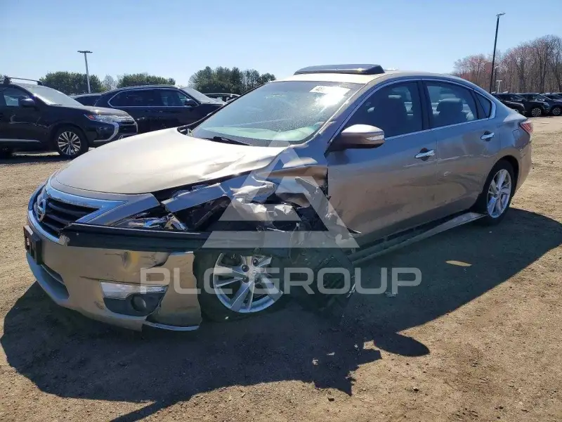 2014 Nissan ALTIMA фото