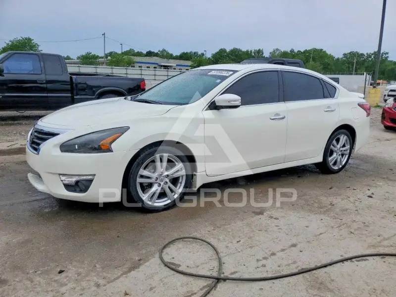 2014 Nissan ALTIMA фото