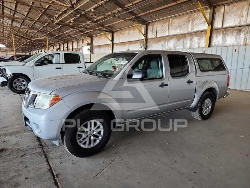2014 Nissan FRONTIER photo