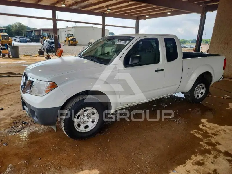 2014 Nissan FRONTIER photo