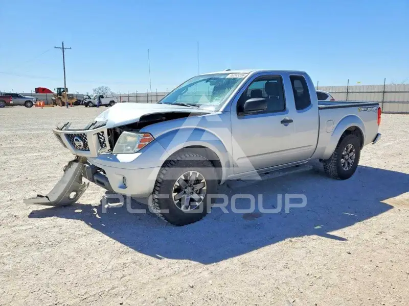 2014 Nissan FRONTIER photo