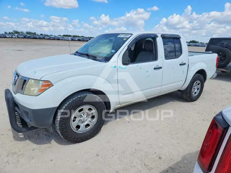 2014 Nissan FRONTIER фото