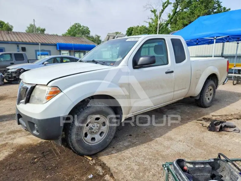 2014 Nissan FRONTIER фото