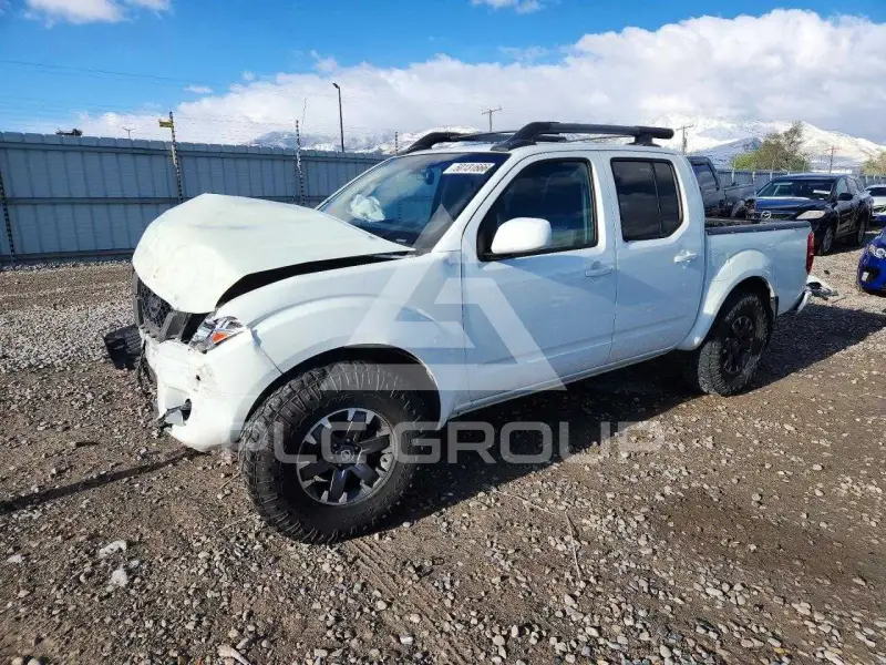 2014 Nissan FRONTIER фото