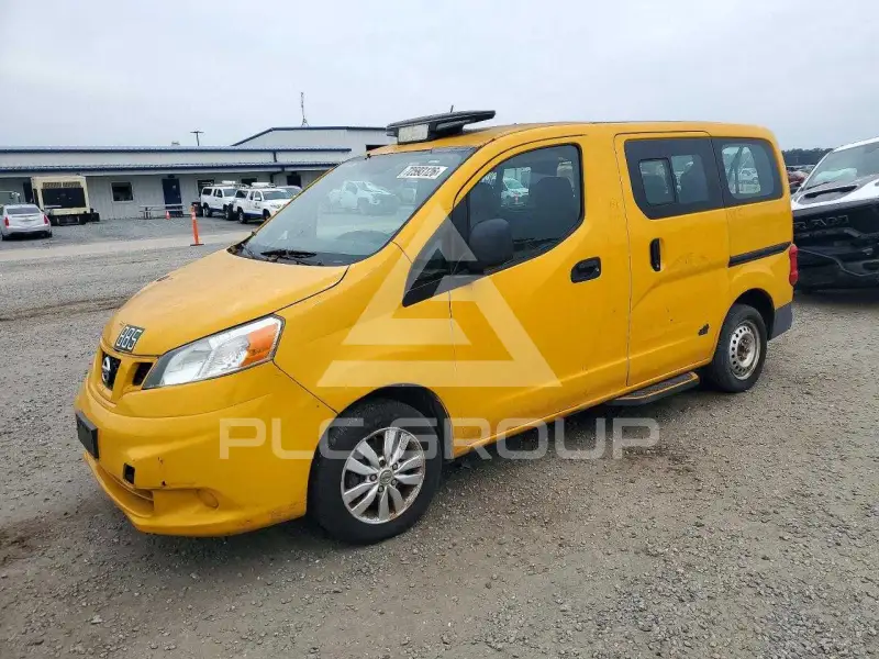 2014 Nissan NV photo
