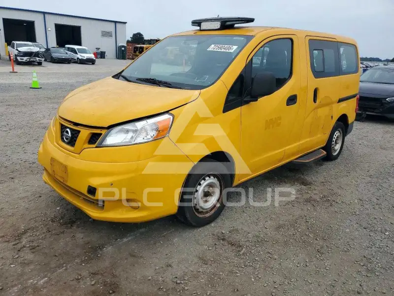 2014 Nissan NV photo