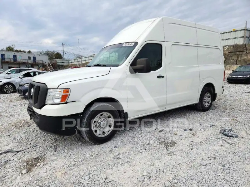 2014 Nissan NV фото