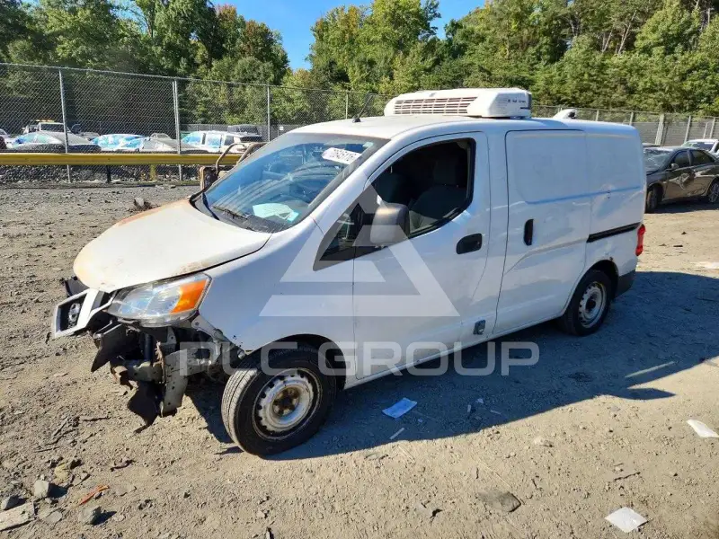 2014 Nissan NV photo