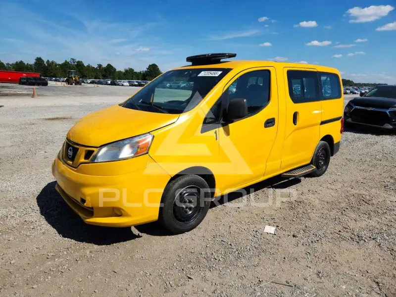 2014 Nissan NV photo