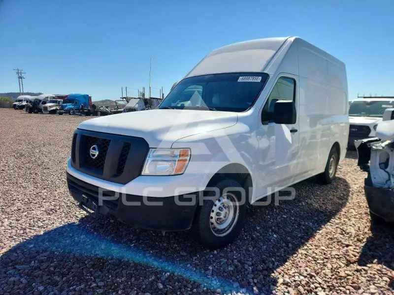 2014 Nissan NV photo