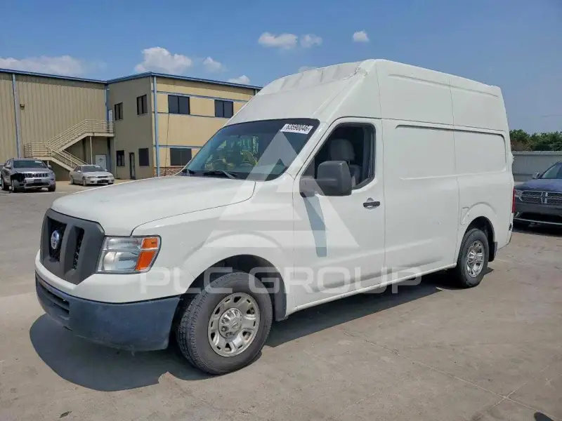 2014 Nissan NV photo