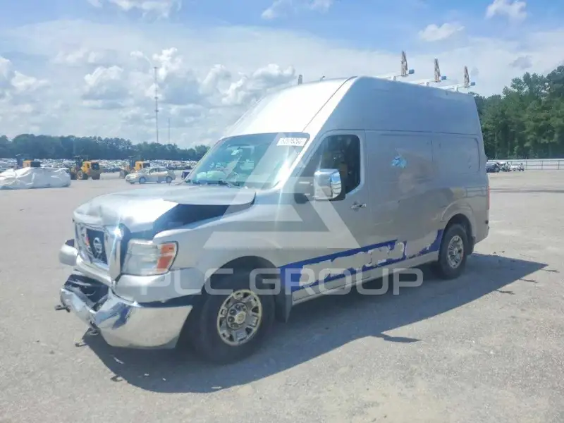 2014 Nissan NV фото