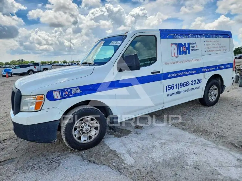 2014 Nissan NV фото