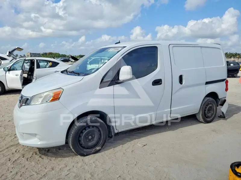 2014 Nissan NV фото