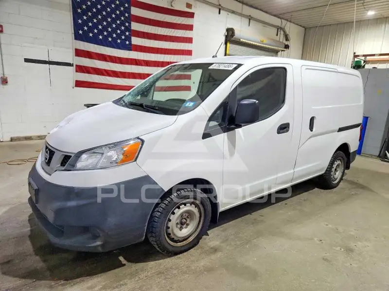 2014 Nissan NV фото
