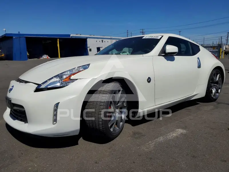 2014 Nissan 370Z фото