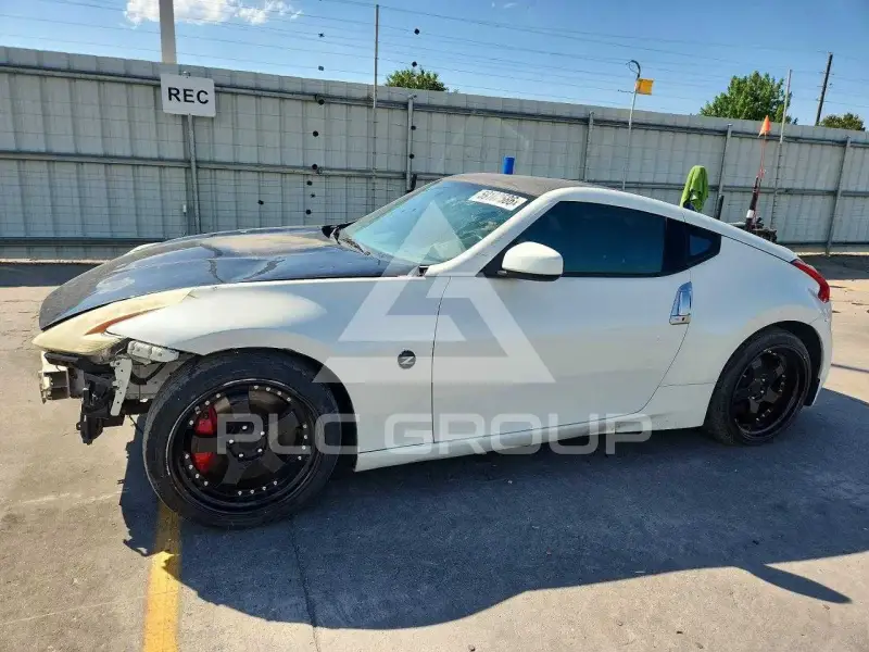 2014 Nissan 370Z photo