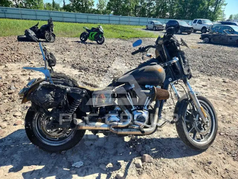 2014 Harley-Davidson Fx photo