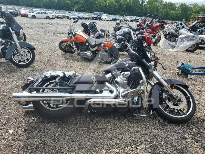 2014 Harley-Davidson FL photo