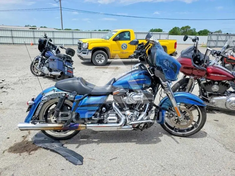 2014 Harley-Davidson FL photo