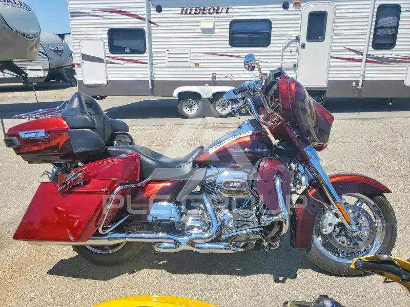 2014 Harley-Davidson FLSE фото
