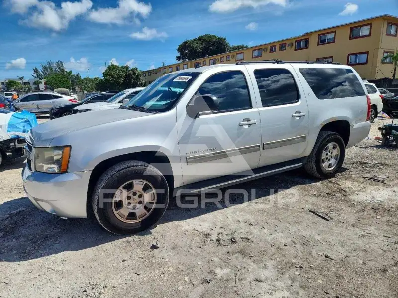 2014 Chevrolet Suburan фото