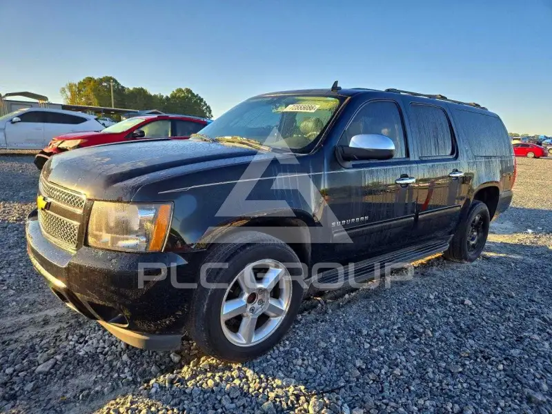 2014 Chevrolet Suburan фото