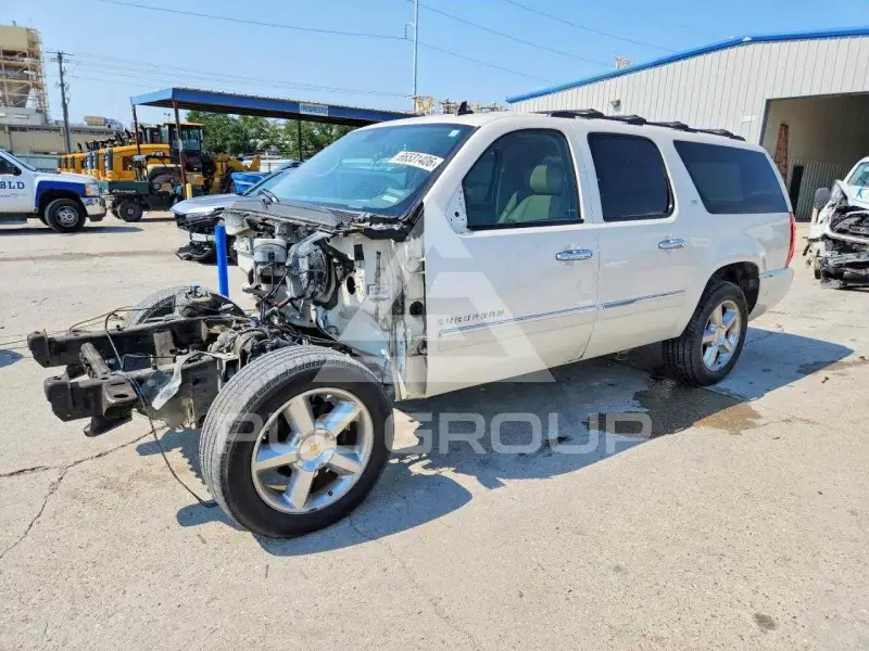 2014 Chevrolet Suburan фото