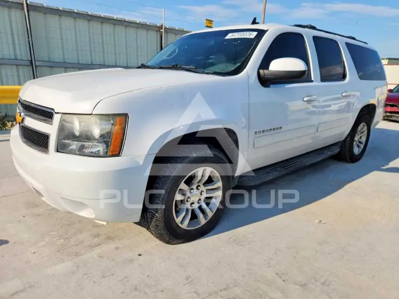 2014 Chevrolet Suburan фото