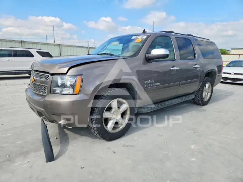 2014 Chevrolet Suburan фото