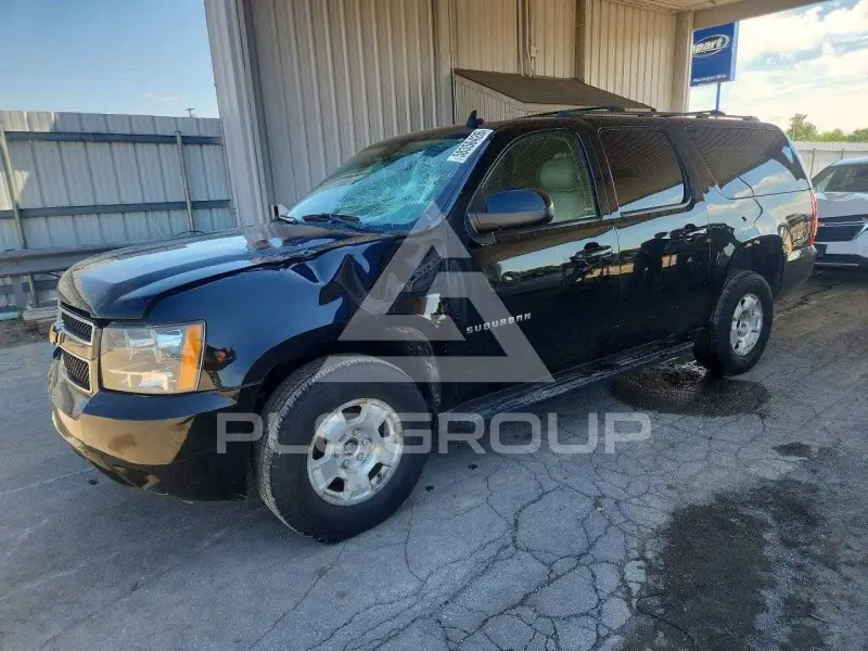 2014 Chevrolet Suburan фото