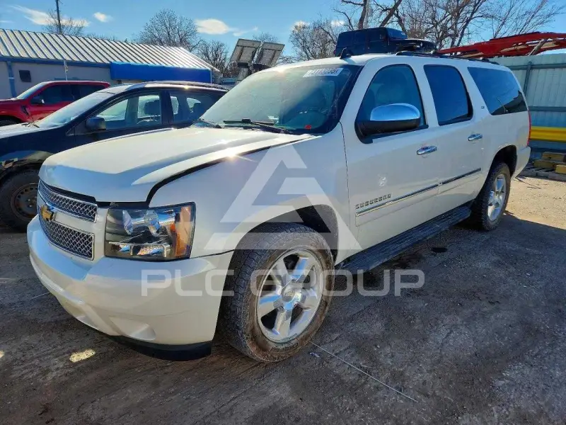 2014 Chevrolet Suburan фото