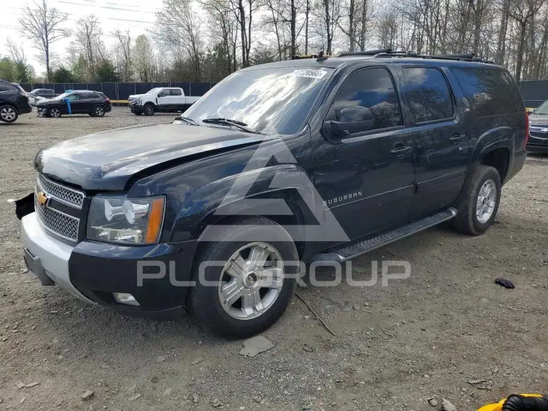 2014 Chevrolet Suburan фото