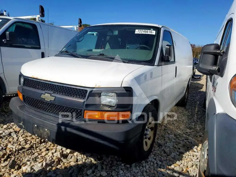 2014 Chevrolet Express photo
