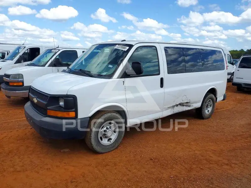 2014 Chevrolet Express photo