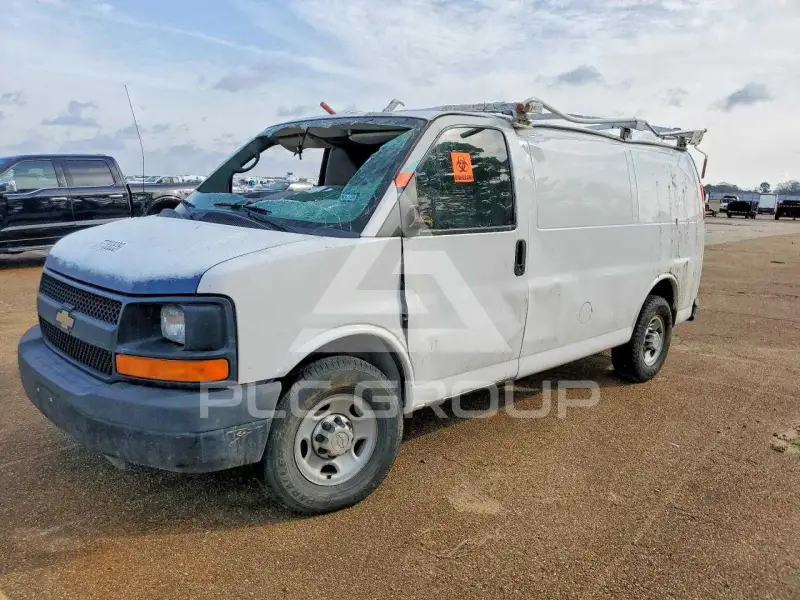 2014 Chevrolet Express фото